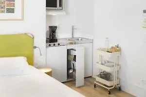 Serviced - Ascensor Da Bica Szálloda 5*