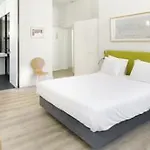 Hotell Serviced - Ascensor Da Bica Lisboa