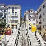 Hotell Serviced - Ascensor Da Bica 5*