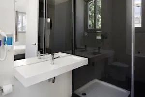 Hotell Serviced - Ascensor Da Bica 5*